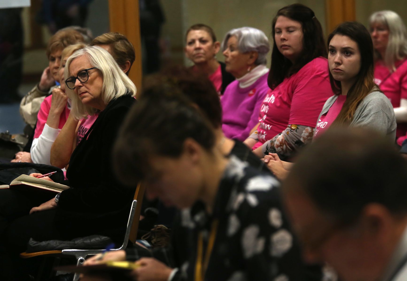 Hearings begin on fate of Missouri's lone abortion clinic